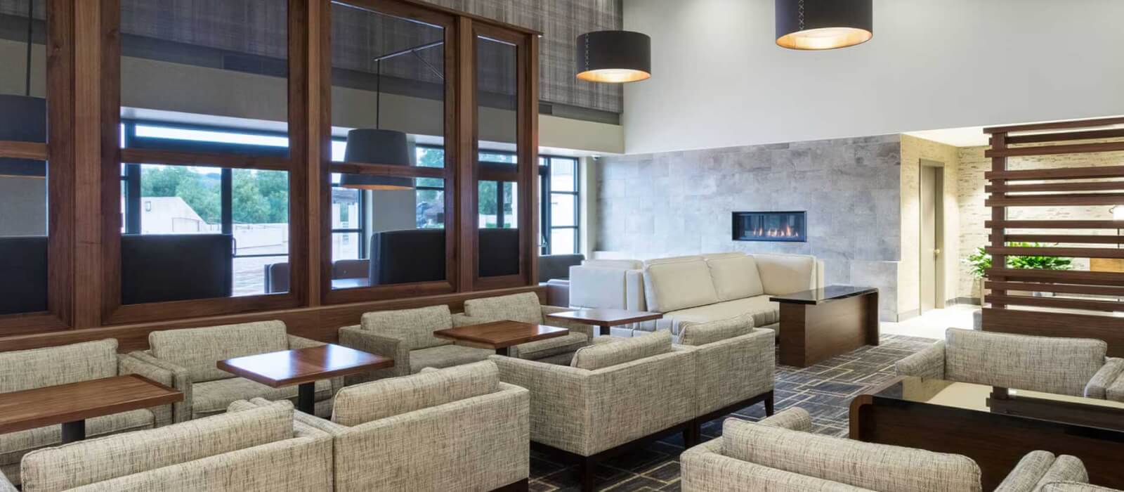 555 Bar & Lounge at the Santa Ynez Valley Marriott