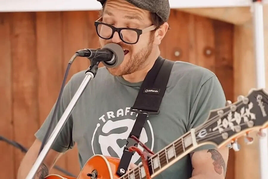 Live Music Roblar Winery Fridays